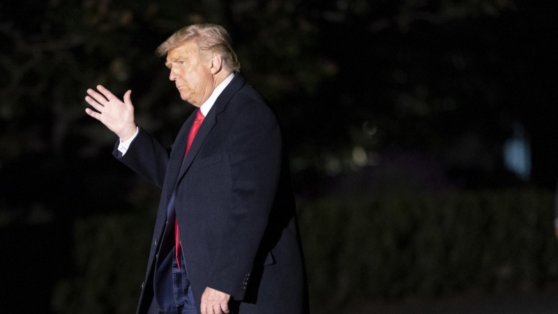 Trump Akui Tak Mampu Tangani Corona