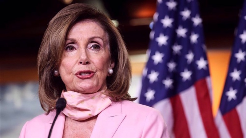 Pelosi Kritik Pendekatan Trump Tangani Corona