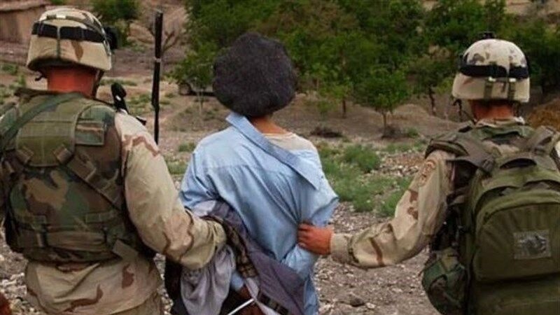 オーストラリア軍が、ヘリで運べないアフガン人被告を殺害