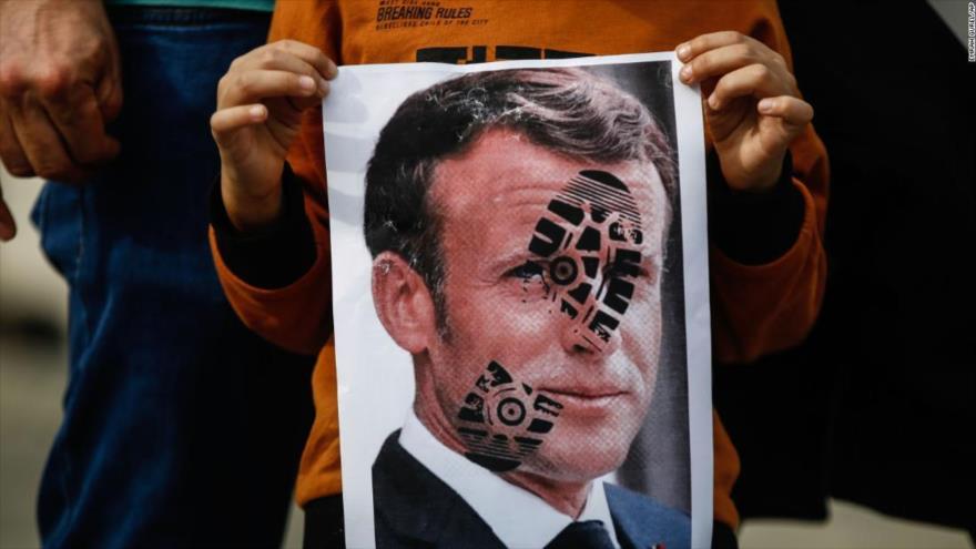 ¿Por qué Macron insultó al Profeta del Islam (P)? ¿Cuál es su plan?