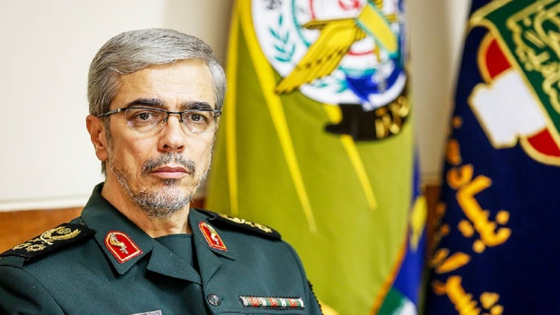 Mayjend Bagheri: Prancis Mengaitkan Tindakan teroris dengan Agama Rahmat dan Rasional