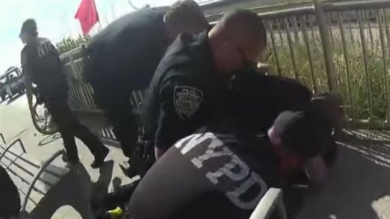 米フィラデルフィアで、警官が黒人男性を射殺