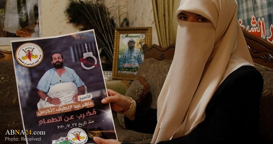 Palestinian detainee 'Akhras' continues hunger strike for 93rd day