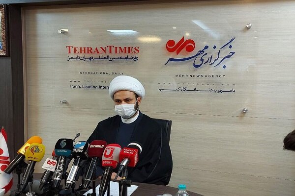 ئەمریکا نەوت و سامانی سروشتی عێراق دەدزێت/ دەبێ ئەمریکا دەربکرێت