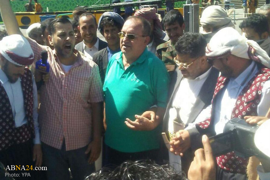 Yemenis to strongly respond to Macron’s insults of Islam: Ansarullah official