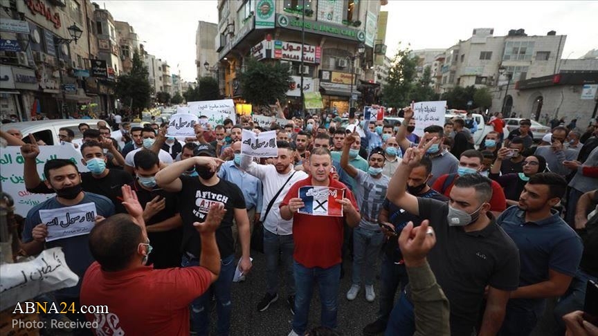 Palestinian preachers stage rally in occupied WB in condemnation of Macron's nonsense against Islam, Prophet Muhammad