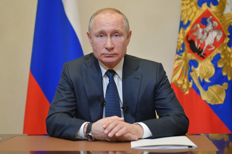 Poutine: les Russes partagent la colère et le deuil du peuple français