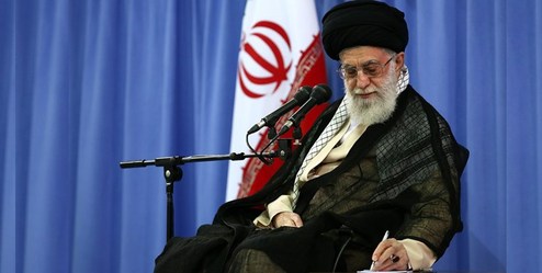 Mensagem do Ayatollah Khamenei para os jovens franceses após as observações insultuosas do Presidente de Macron sobre o Sagrado Profeta (PECE)
