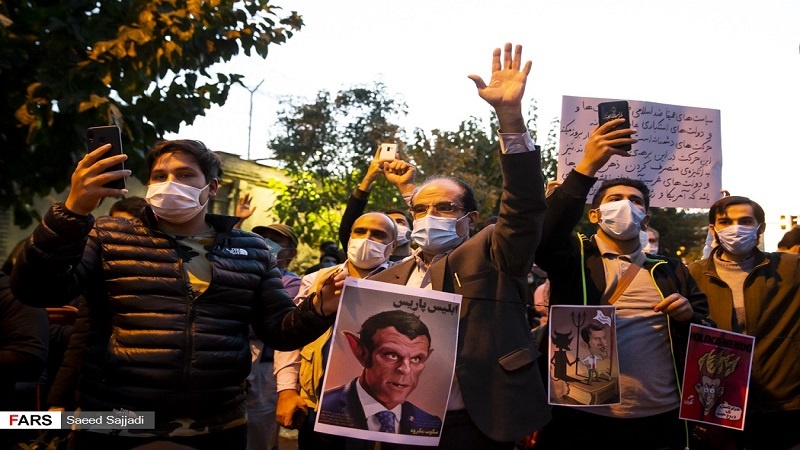      Iranci protestovali protiv Macronovih anti-islamskih komentara