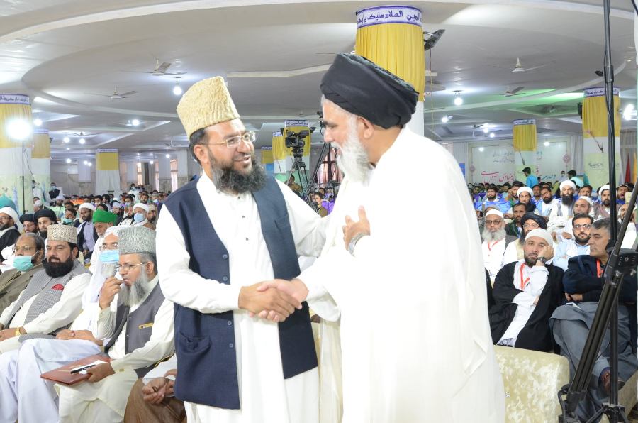 Photos 3: Shia, Sunni Brotherly Participate at Biggest Unity Conference in Lahore of Pakistan 
