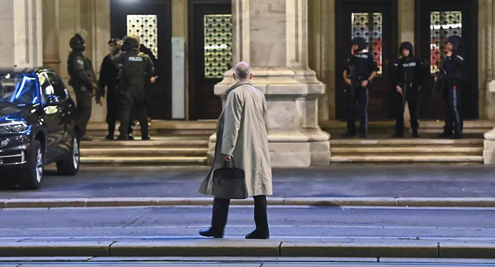 Daesh reivindica responsabilidade pelo ataque terrorista em Viena, relata mídia