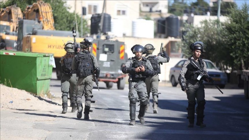 Militer Israel Tangkap 24 Warga Palestina