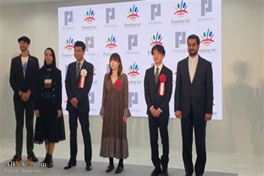 Iranian disabled artist grabs second place prize at an international Festival in Japan