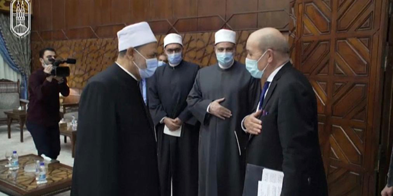 Ministan Harkokin Wajen Kasar Faransa Ya Ziyarci Jami’ar Azhar Ta Kasar Masar A Kokarin Da Yake Yi Na Sama wa Kasarsa Mafita