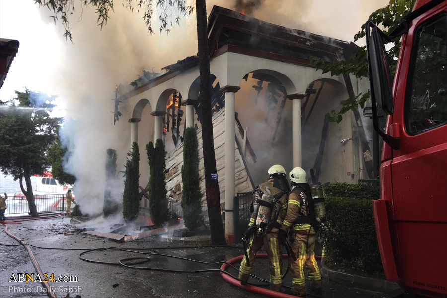 Fire damages historic Istanbul mosque