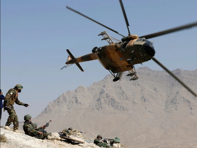مقتل 3 مدنيين و15 مسلحا من "طالبان" في غارة جوية أفغانية