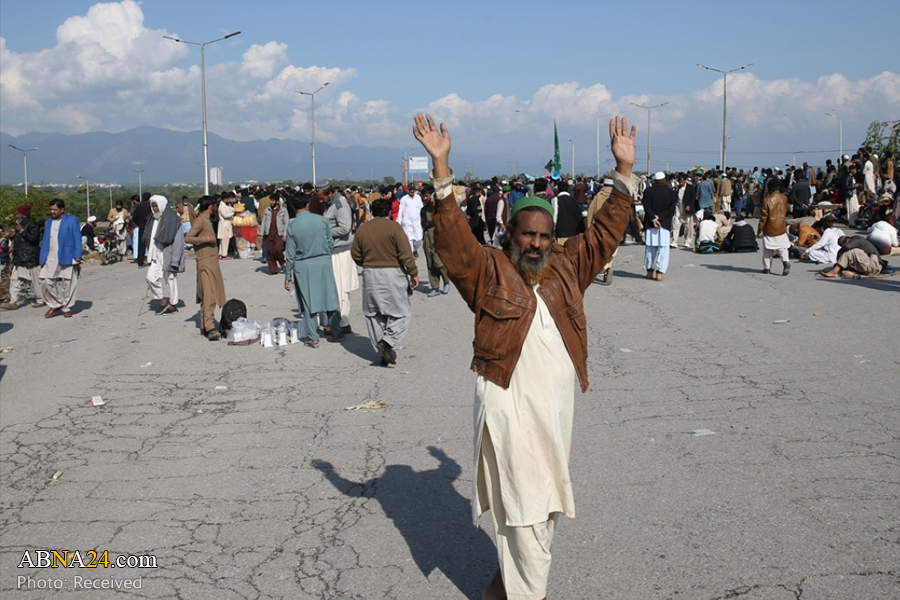 راولپنڈی میں فرانسیسی سفیر کو ملک سے نکالنے کے لیے دیا گیا دھرنا
