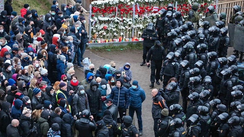 В Белоруссии арестованы более 800 протестующих
