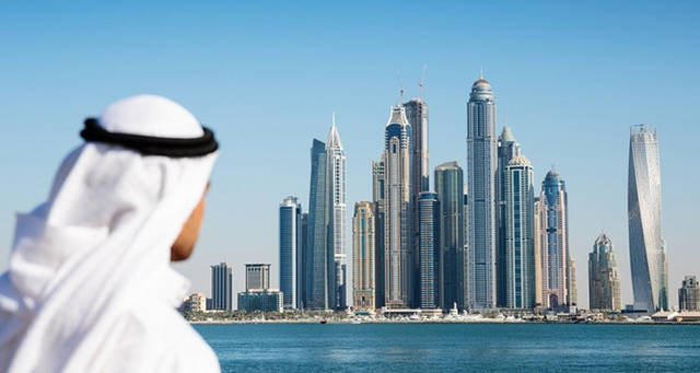 الإمارات تسمح بالكحول والمساكنة دون زواج