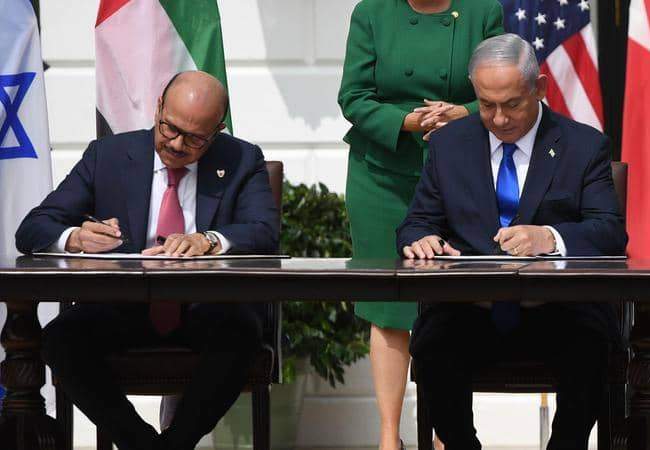 النظام البحريني يمضي في خيانة للأمة ويعقد اجتماعا مع الصهاينة في القدس المحتلة