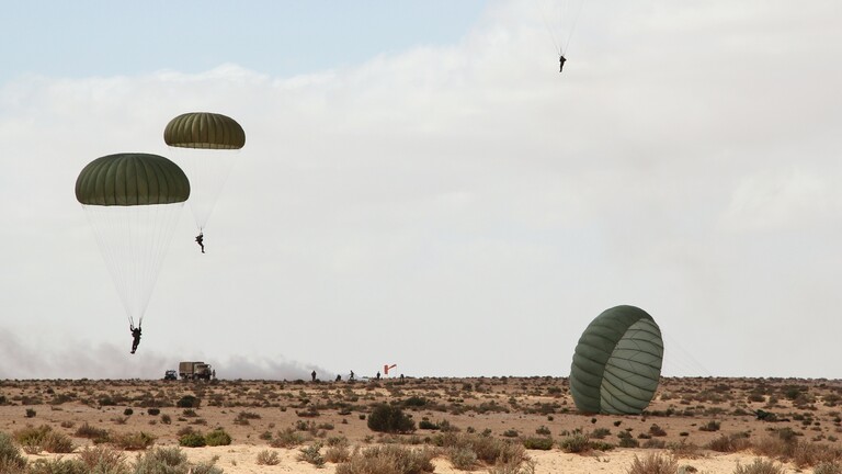 الجيش المصري يطلق تدريبات عسكرية في المنطقة الجنوبية