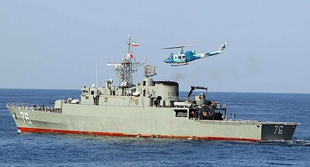 انضمام بارجة "الشهيد رودكي" العابرة للمحيطات للقوة البحرية للحرس الثوري 