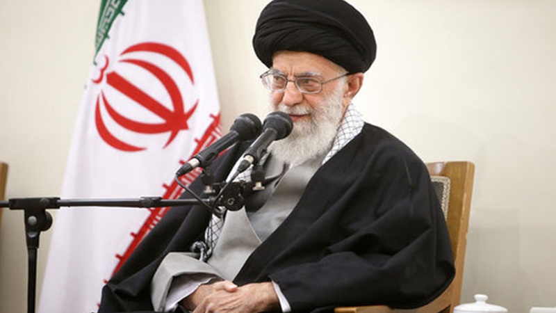 Ayetullah Hamenei'nin Besic mesajı