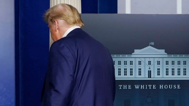 Трамп: Весь мир смеется над нашим избирательным процессом