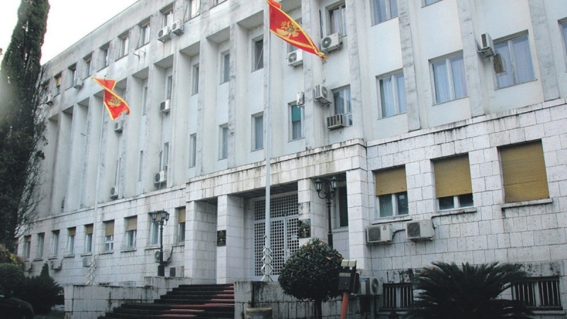     Crna Gora protjerala ambasadora Srbije