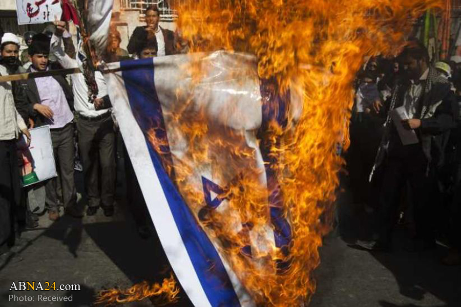 Video: Moroccans burn Israeli flag in unity with Palestine