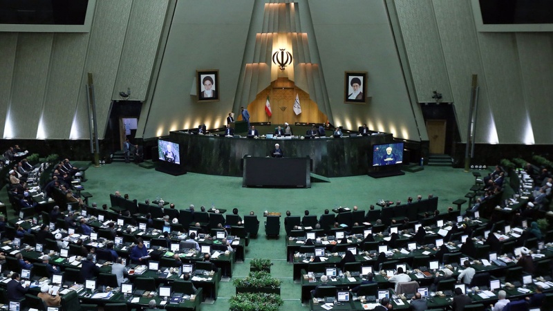 Irans Parlament billigt Entwurf Strategischen Aktionsplans gegen Sanktionen