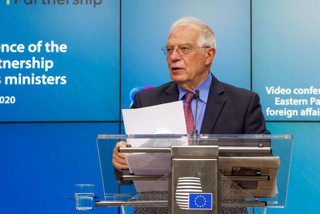 Borrell: “El asesinato de Fajrizade no detendrá el programa nuclear iraní”