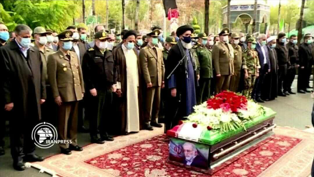 Funeral de cientista nuclear iraniano realizado em Teerã