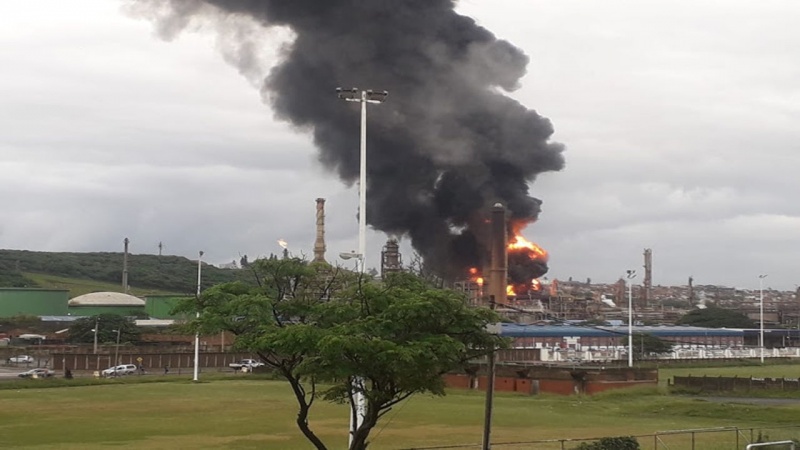 南非一家炼油厂发生剧烈爆炸