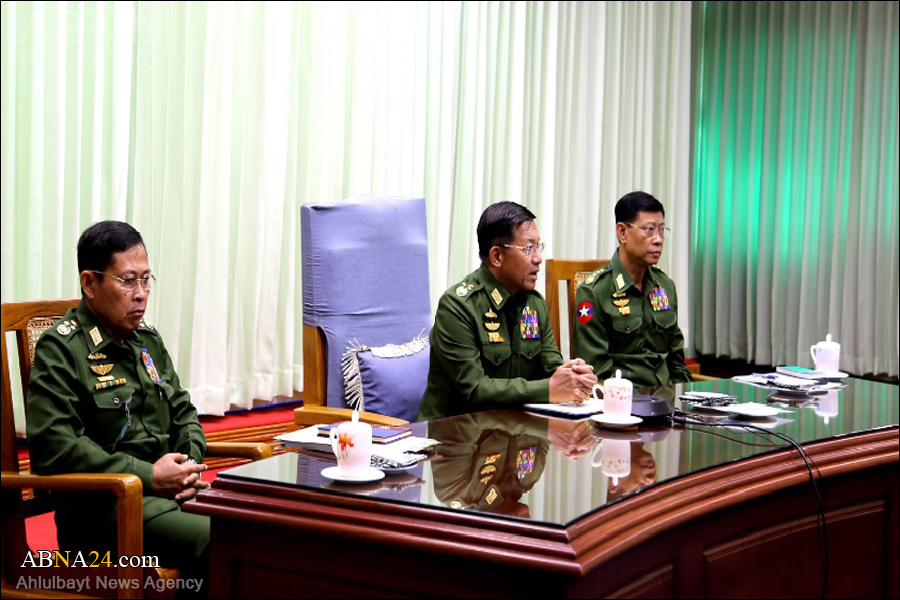 သမၼတ အေနျဖင့္ ေ႐ြးေကာက္ပြဲ ေကာ္မရွင္ ကို ၾကပ္မတ္ ထိန္းေက်ာင္း ရန္ တပ္မေတာ္ တိုက္တြန္း 