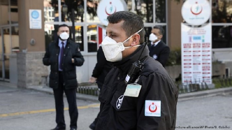 Turchia, coprifuoco per forte aumento casi Covid