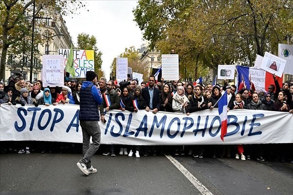 Pengalihan Organisasi Islam Perancis yang tertutup ke Amerika Serikat