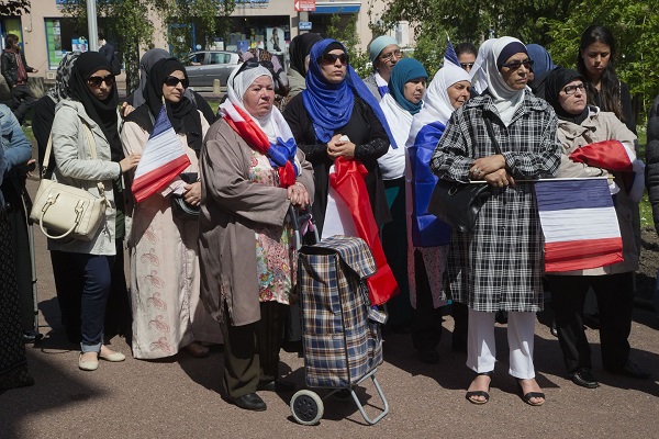 Ana Ci Gaba Da Mayar Da Martani A Kan Dokar Takura Musulmi A Kasar Faransa