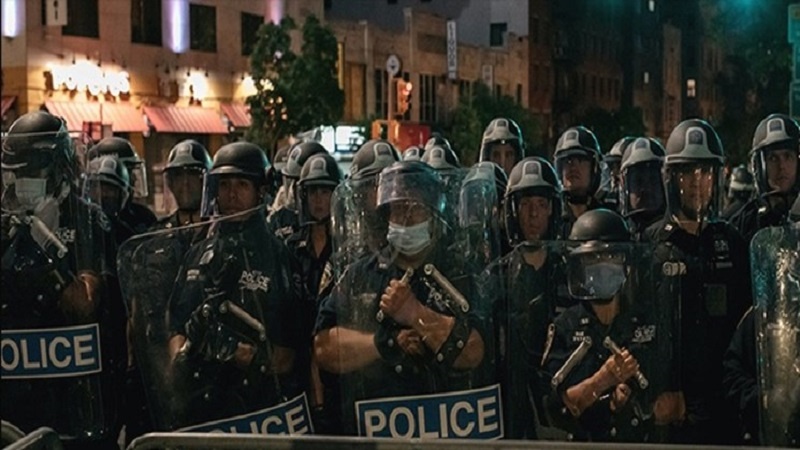 ABD'de protestocular bastırılıyor