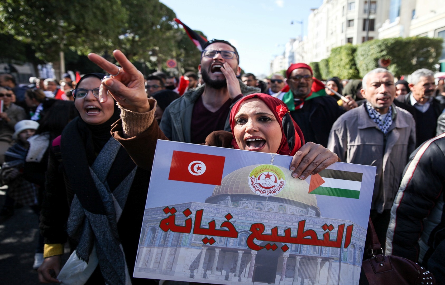 غضب في الشارع المغربي من إعلان استئناف الاتصالات مع كيان العدو الصهيوني