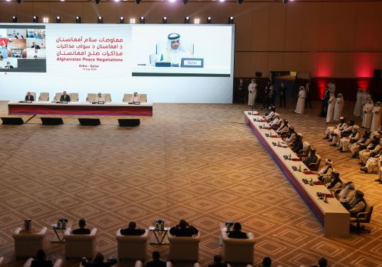وفدا "حركة طالبان والحكومة الأفغانية" يستأنفان مفاوضات السلام في قطر الشهر المقبل