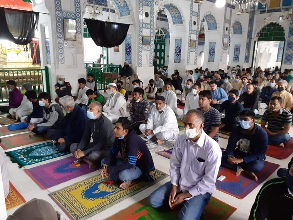 Photos: Commemorating ceremony for late Shia cleric 'Maulana Kalbe Sadiq' at Hossaini Dalan center in Dhaka, Bangladesh
