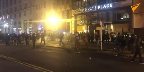 Washington'da Trump taraftarları ve muhalifleri arasında çatışma