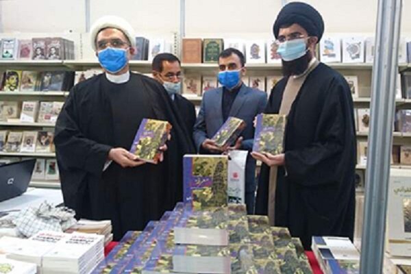 إزاحة الستار عن كتاب "معرفة العدو" لقائد الثورة باللغة العربية في معرض بغداد الدولي للكتاب