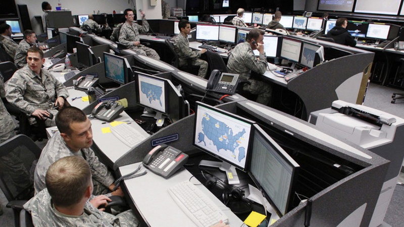 Peretas Curi Informasi dari Pentagon
