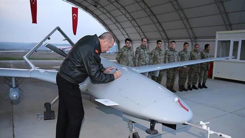 Turquie: le mythe de Bayraktar, brisé?