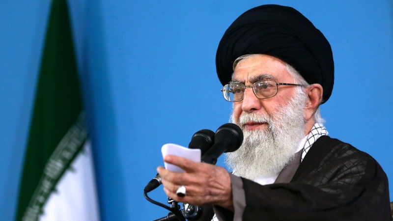 イラン最高指導者、「イランはすべての分野で強大でなければならない」