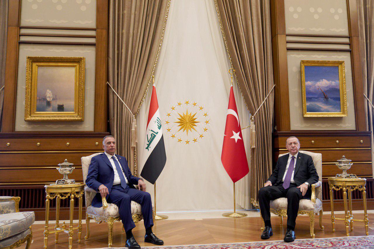 الكاظمي واردوغان يبحثان تعزيز التعاون الاقتصادي بين بغداد وانقرة 