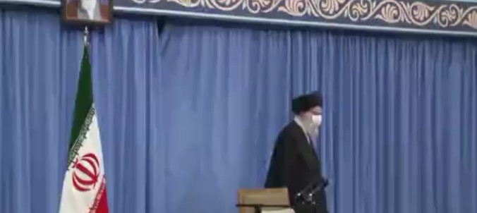 İslam İnkılabı Rehberi'nin şehit general Süleymani ailesi ile görüşmesi