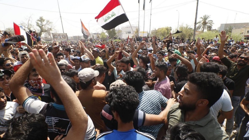 Basra'da protesto eylemleri yeniden başladı
